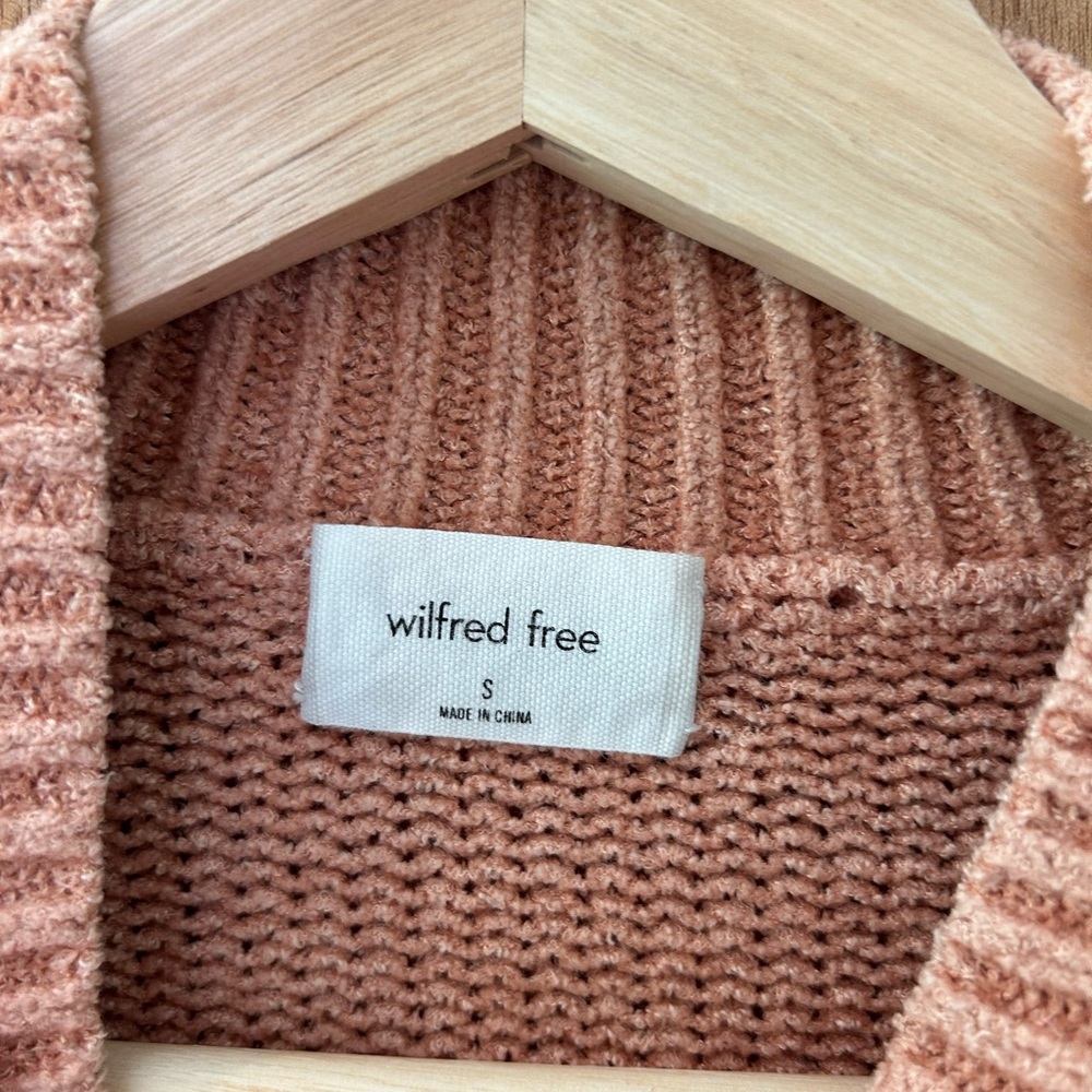 Women's Blush Sweater - Picture 3 of 5